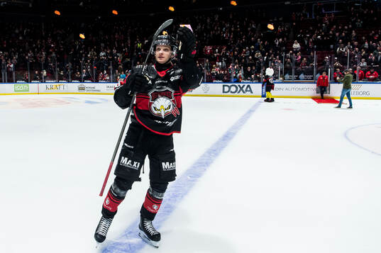 Malmö Redhawks Johan Olofsson jublar