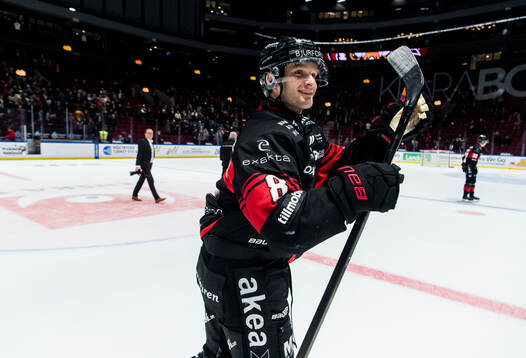Malmö Redhawks Johan Olofsson jublar