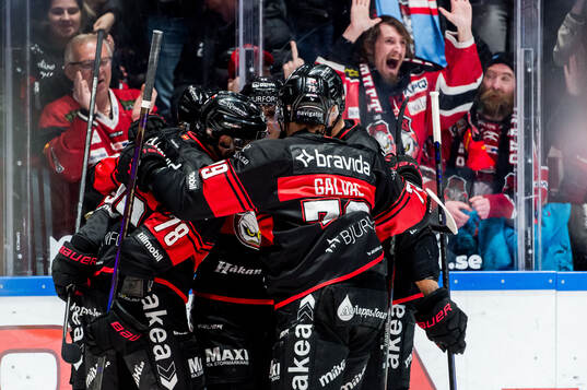 Malmö Redhawks Joona Ikonen jublar