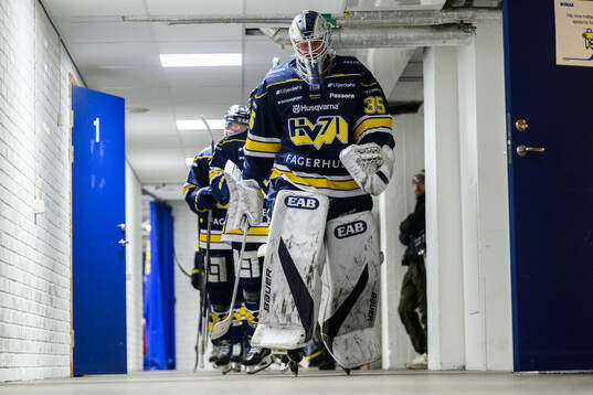 HV71s målvakt Olof Glifford