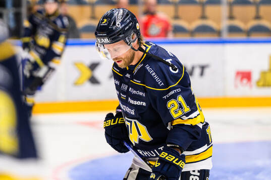 HV71s Mattias Tedenby
