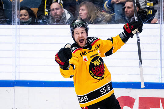 Luleås Brendan Shinnimin jublar