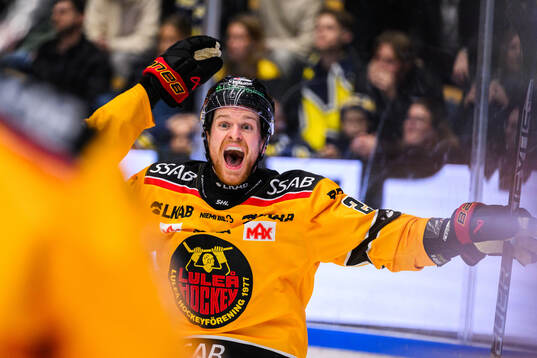 Luleås Brendan Shinnimin jublar