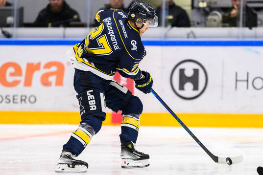 HV71s Jonathan Ang