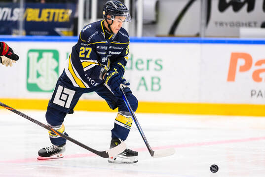 HV71s Jonathan Ang