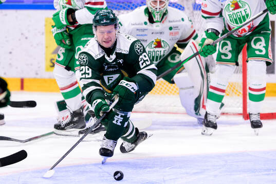 Färjestads Oskar Steen