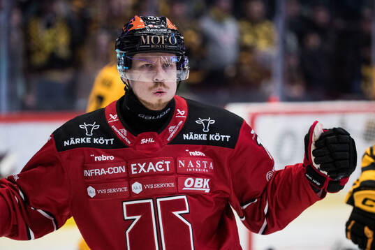 Örebros Kalle Kossila jublar