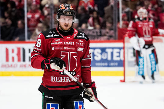 Örebros Linus Arnesson deppar