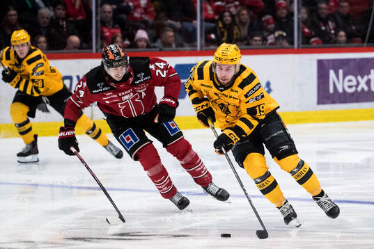 Örebros Hannes Björninen och Skellefteås Martins