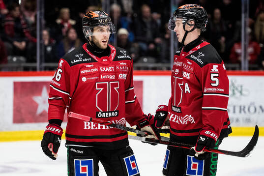 Örebros Robin Norell och Gustav Backström deppar