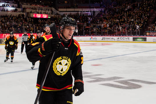 Brynäs Jakob Silfverberg jublar