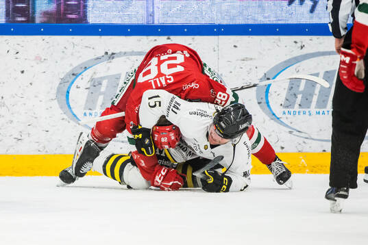 Moras Gabriel Säll och AIKs Jordan Bellerive