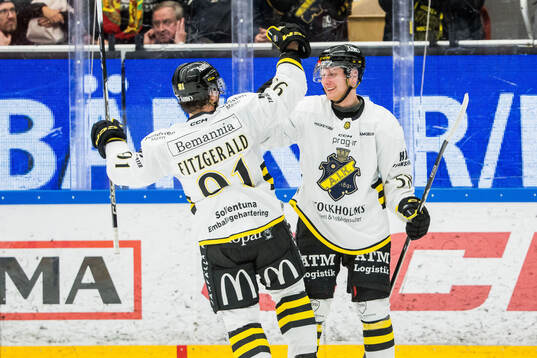 AIKs Oskar Magnusson jublar