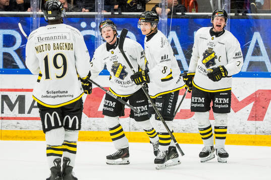 Bläddra bland fler bilder av Ishockey, Hockeyallsvenskan, Mora - AIK