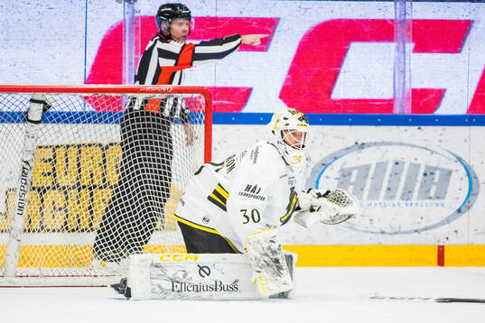 AIKs målvakt Victor Brattström