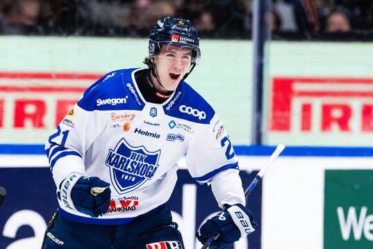 Karlskogas Christoffer Jansson jublar