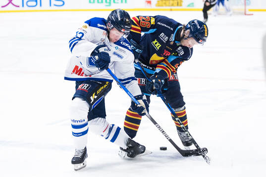 Karlskogas Hampus Plato och Djurgårdens Fredric Weigel