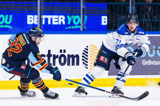 Djurgårdens Marcus Krüger och Karlskogas Eskild Bakke
