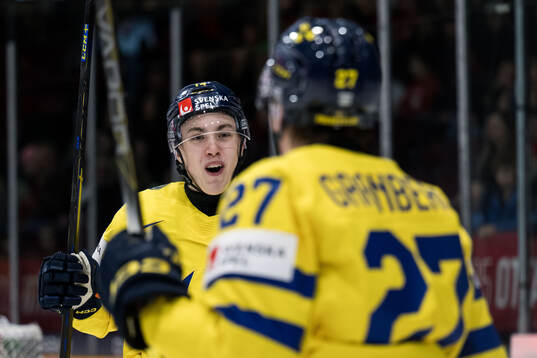 Bläddra bland fler bilder av 2025 IIHF World Junior Championship, day 2, Sweden - Kazakhstan