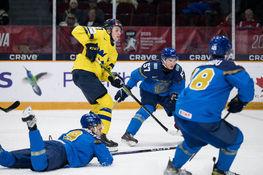 David Granberg of Sweden scores 8-1