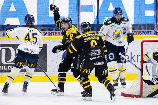 Västerås Malte Sjögren jublar