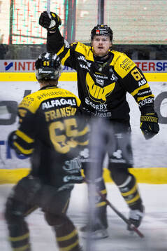 Västerås Malte Sjögren jublar