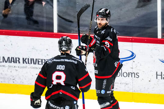 Nybros Eero Savilahti jublar