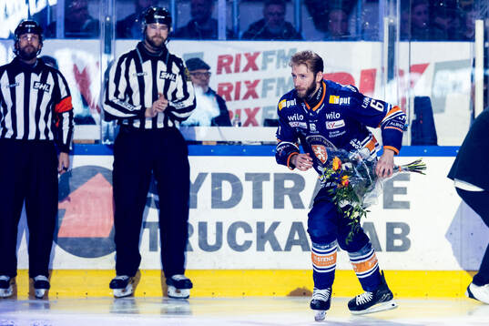 Växjös Petter Granberg uppmärksammas för 400 SHL-matcher