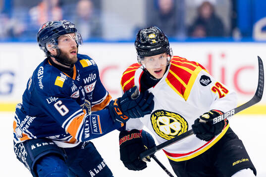 Växjös Petter Granberg och Brynäs Oskar Lindblom