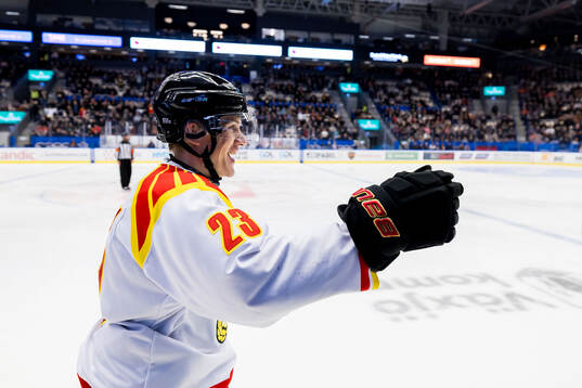 Brynäs Oskar Lindblom jublar