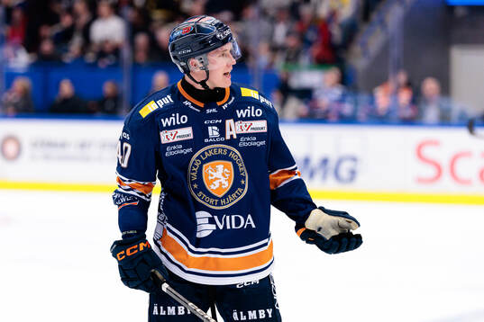 Växjös Dennis Rasmussen deppar