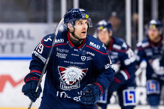 Linköpings Patrick Russell jublar