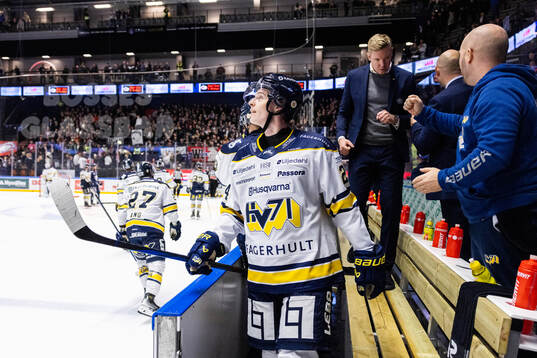HV71s Oscar Fisker Molgaard jublar