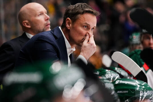 Frölundas tränare Roger Rönnberg deppar
