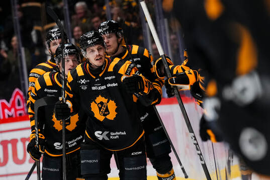 Skellefteås Jonathan Johnson jublar