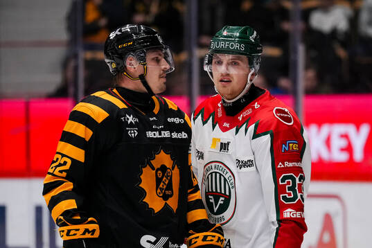 Skellefteås Jonathan Johnson och Frölundas Linus Högberg