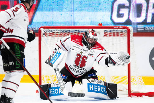 Örebros målvakt Jhonas Enroth