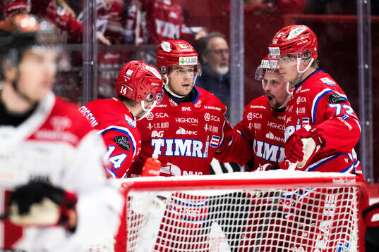 Timrås Filip Hållander och Jonathan Dahlén jublar