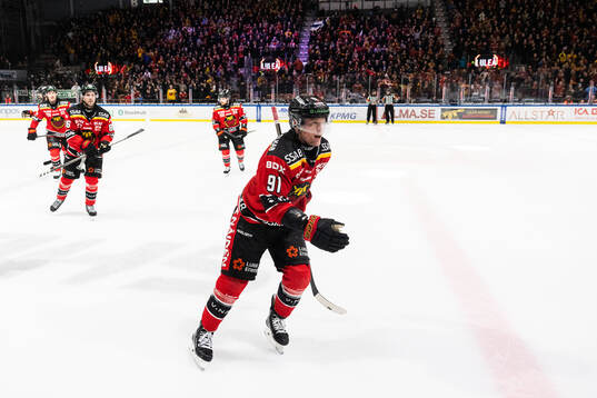 Luleås Brian O'neil jublar