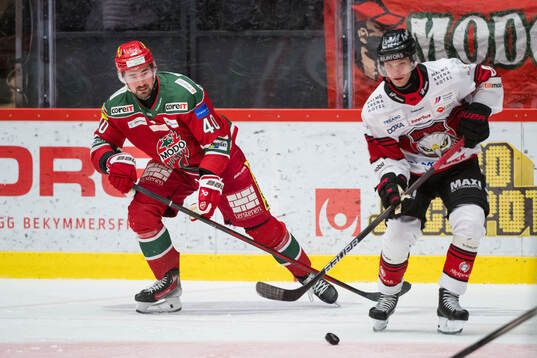 Modos David Bernhardt och Malmö Redhawks Johan Olofsson