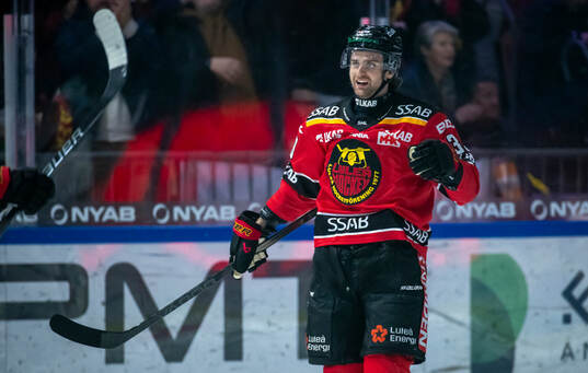 Luleås Pontus Själin jublar