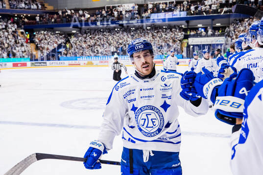Leksands Matt Caito jublar