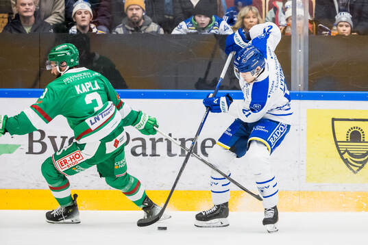 Rögles Michael Kapla och Leksands Joonas Lyytinen