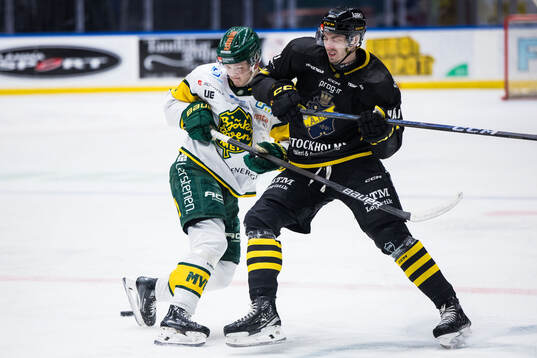 Björklövens Marcus Nilsson och AIKs Simon Åkerström