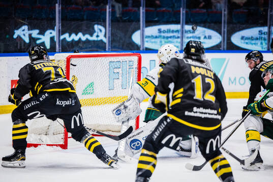 AIKs Lukas Zetterberg gör 3-3