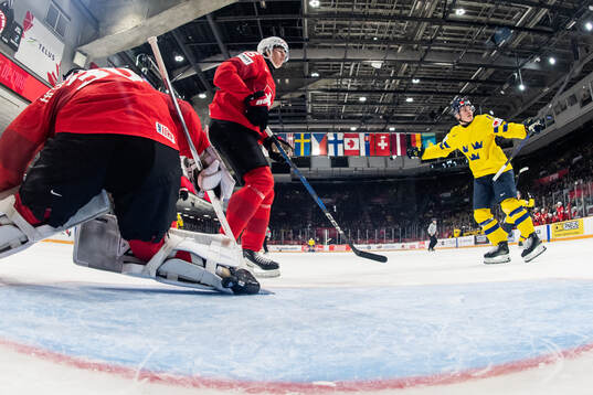 Zeb Forsfjäll of Sweden celebrates