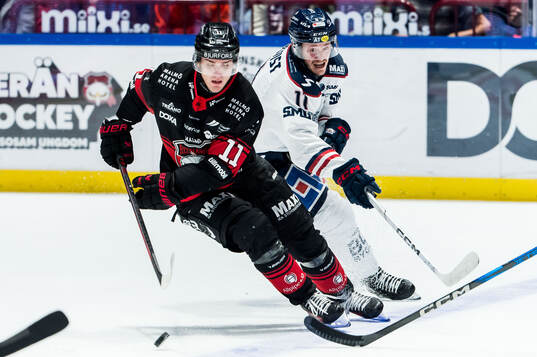 Malmö Redhawks Nikola Pasic och Linköpings Henrik
