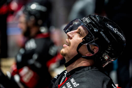 Malmö Redhawks Jakub Galvas deppar