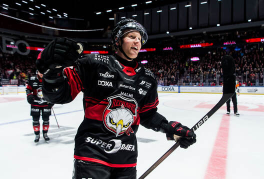 Malmö Redhawks Thomas Berg Paulsen jublar