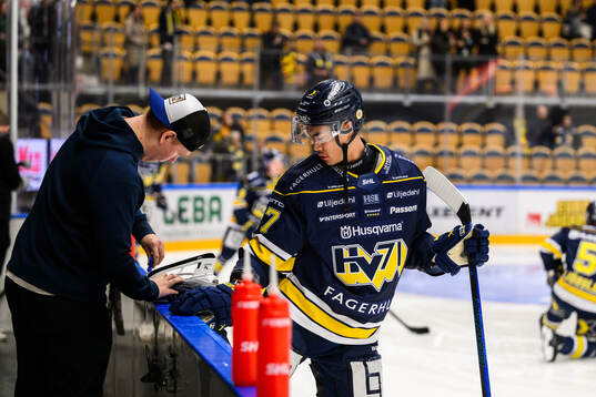 HV71s Jonathan Ang